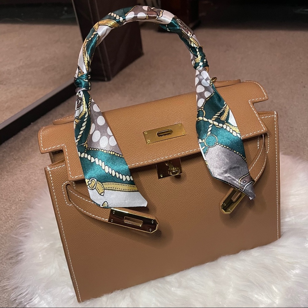 Kelly Look-a-like Handbag